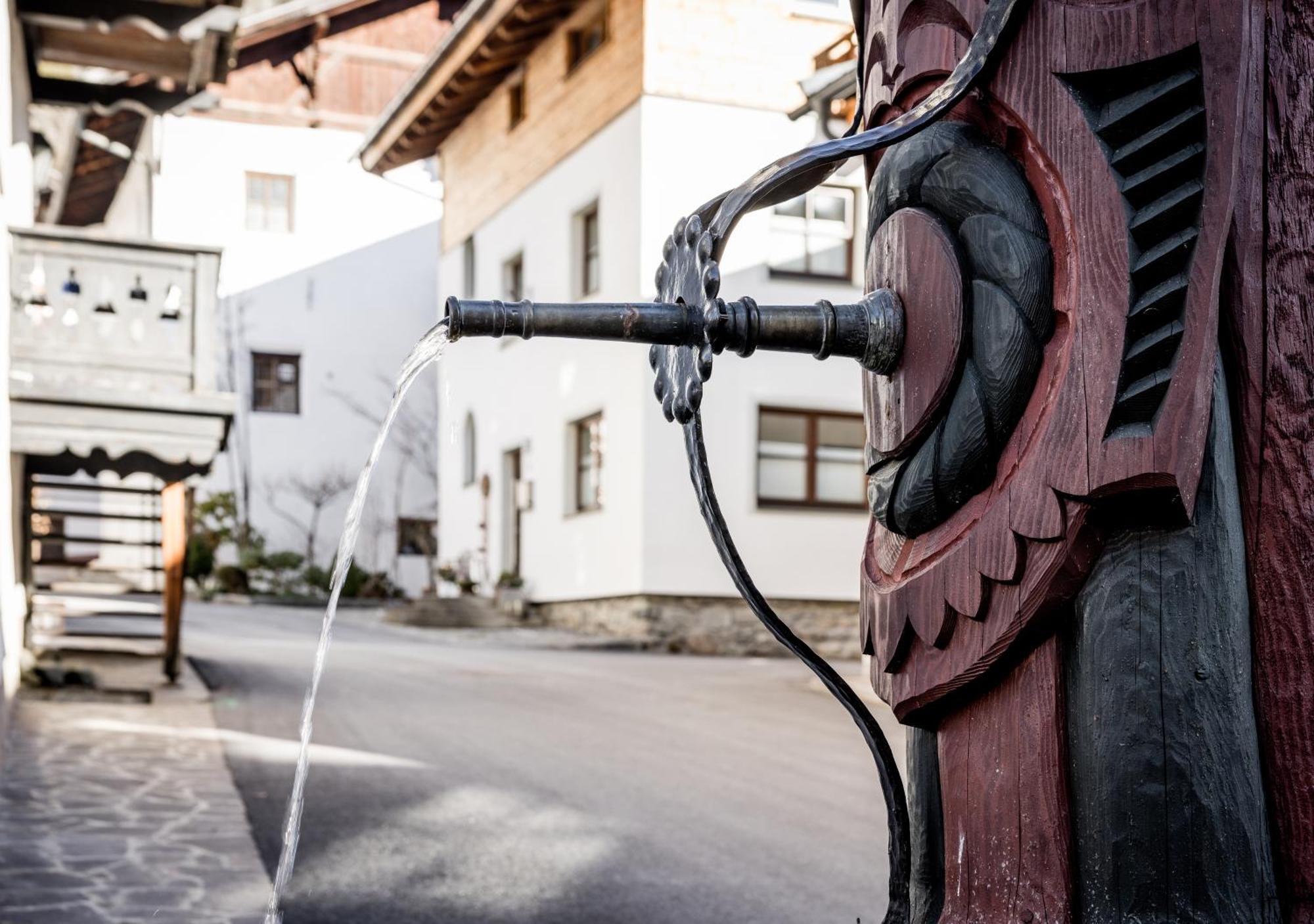 Apartamento Am Dorfbrunnen Oetz Exterior foto